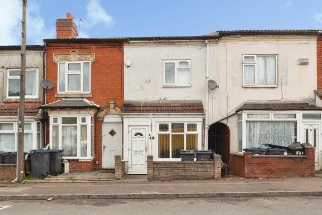 4 bed property, in Formans Road, £230,000