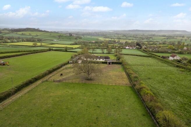 3 bed property, in Pedwell Hill, £1,150,000