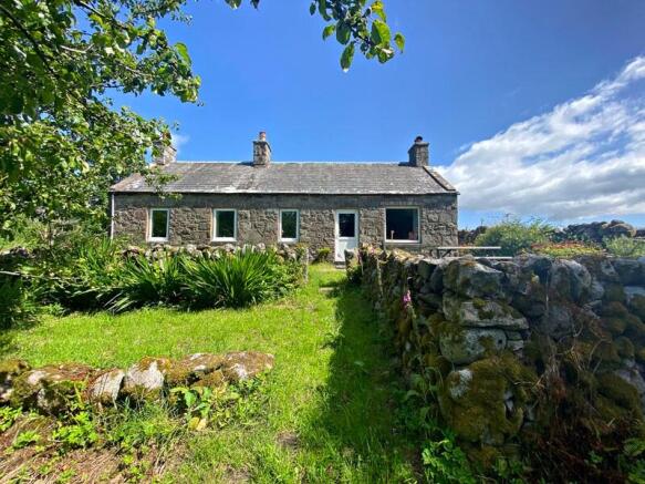 1 bed property, in Roundfell, £85,000