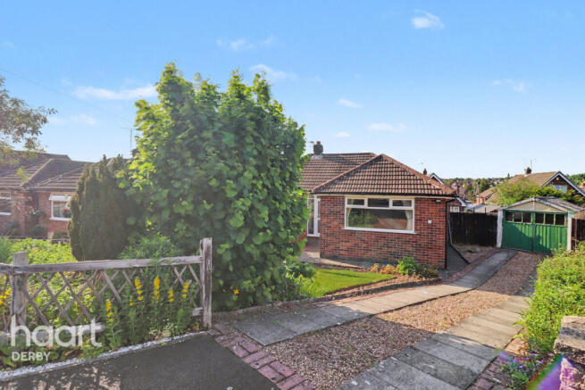 2 bed property, in Beeley Close, £260,000