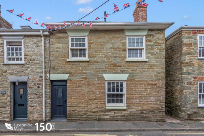 2 bed property, in Island Street, £425,000