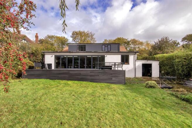 5 bed property, in Hackington Road, £775,000