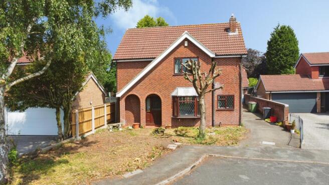 4 bed property, in The Grange, £425,000