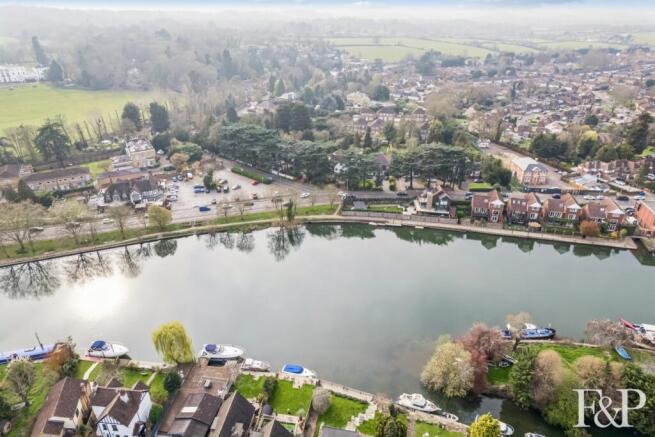 5 bed property, in Ouseley Road, £1,250,000