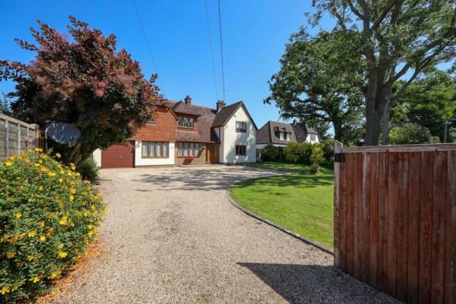 5 bed property, in Janes Lane, £1,250,000