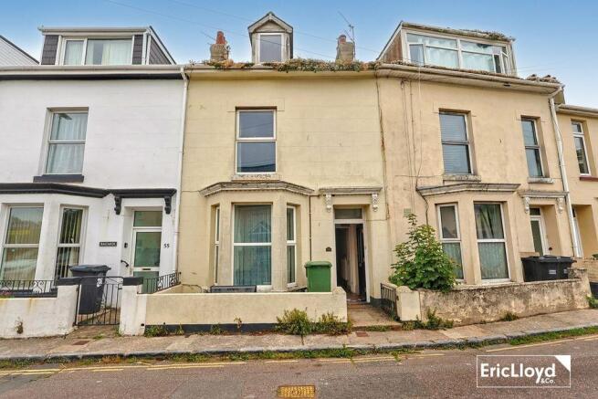 3 bed property, in Mount Pleasant Road, £229,950
