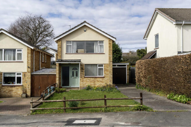 3 bed property, in Westbury on Trym, £514,500