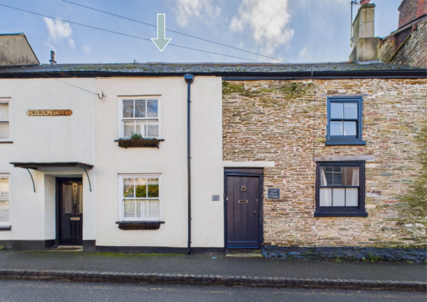 2 bed property, in Church Street, £230,000