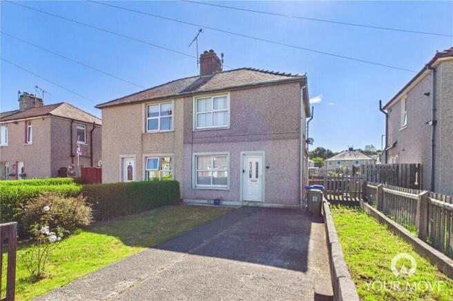 2 bed property, in Moss Bay Road, £110,000