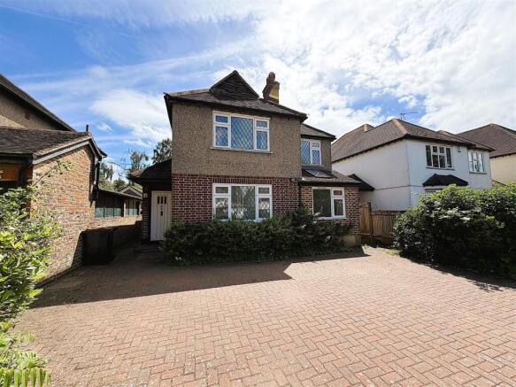 3 bed property, in Petts Wood Road, £850,000