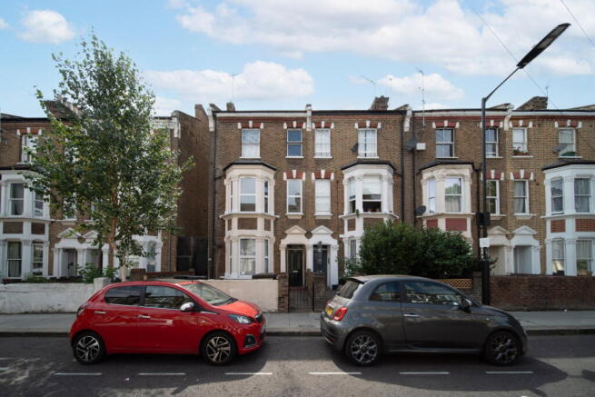 1 bed property, in Ashmore Road W9, £375,000