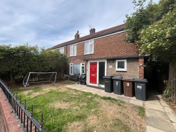 2 bed property, in Ground Floor Flat 3, £50,000