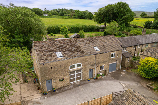 5 bed property, in Hague Street, £975,000