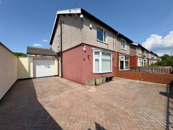 2 bed property, in Keswick Road, £169,950