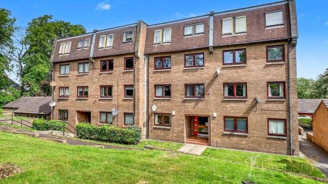 2 bed property, in Nethan Gate, £99,995