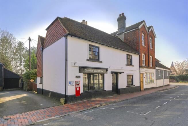 3 bed property, in The Old Post Office, £520,000