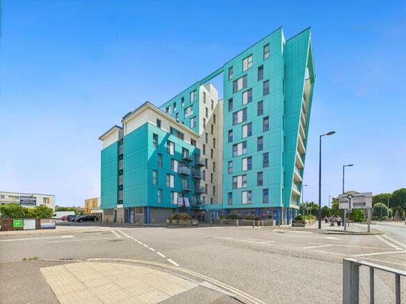 2 bed property, in Vista, £175,000