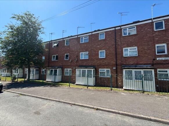 3 bed property, in Beeston Street, £94,950