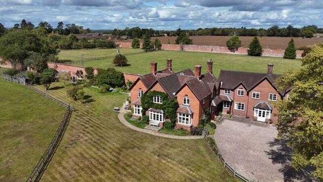5 bed property, in Monkey Bridge, £1,250,000