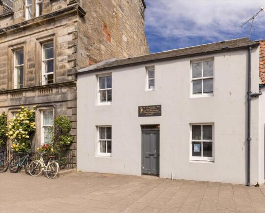 5 bed property, in North Street, £925,000