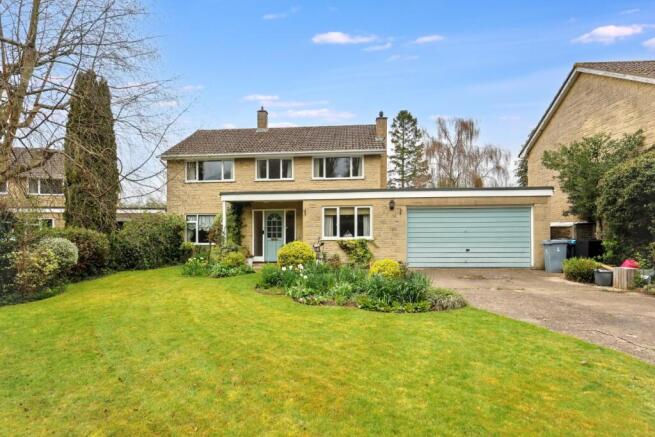 4 bed property, in 4 The Glebe Standlake, £699,950