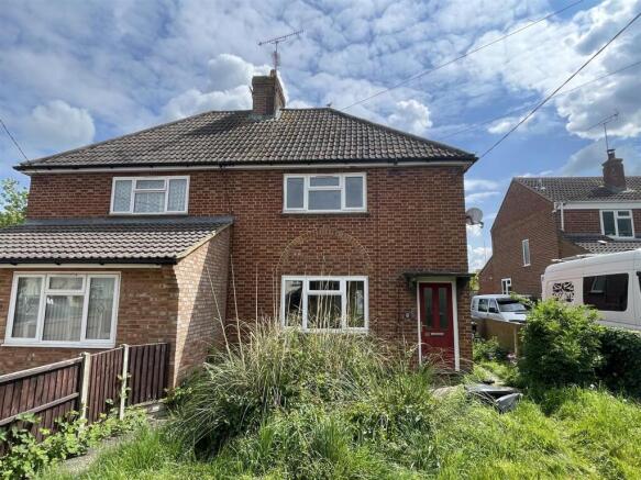 3 bed property, in Meads Road, £250,000