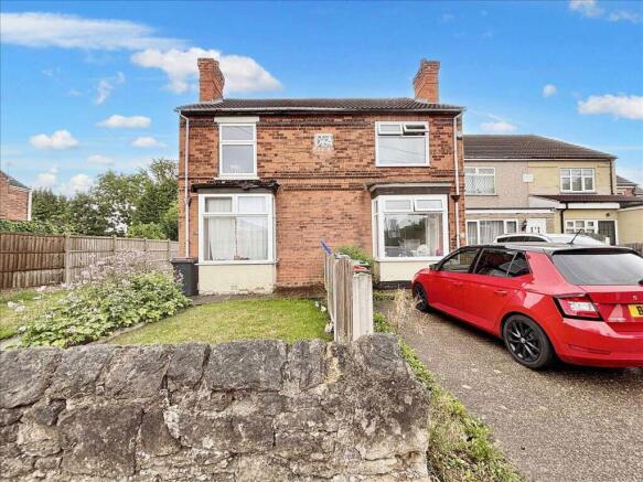 3 bed property, in Lucknow Drive, £115,000