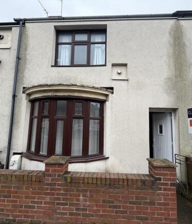 2 bed property, in 14 Cromer Street, £54,000
