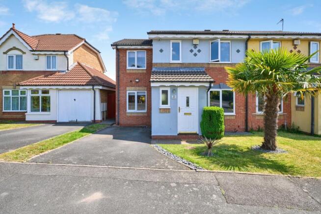 4 bed property, in New Forest Road, £280,000