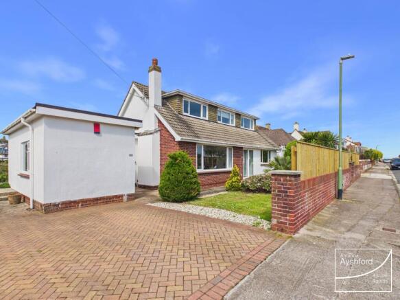 4 bed property, in Barcombe Heights, £495,000