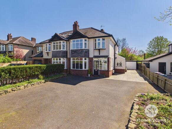 3 bed property, in Clitheroe Road, £520,000
