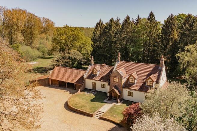 6 bed property, in Quaint Country Home within 12.5 Acres in Corpusty, £1,250,000