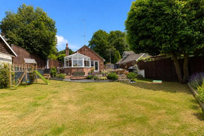 3 bed property, in Headley Down, £515,000