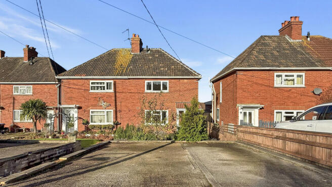 2 bed property, in The Butts, £250,000