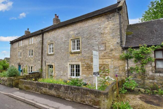 3 bed property, in East View, £475,000