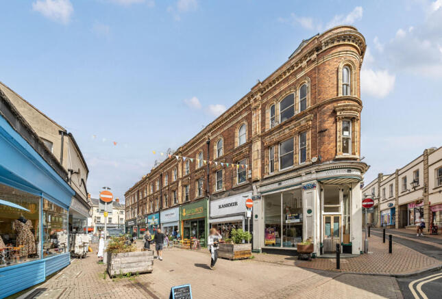 1 bed property, in Kendrick Street, £100,000