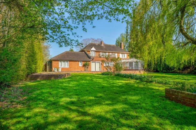4 bed property, in Clee Hill Road, £600,000