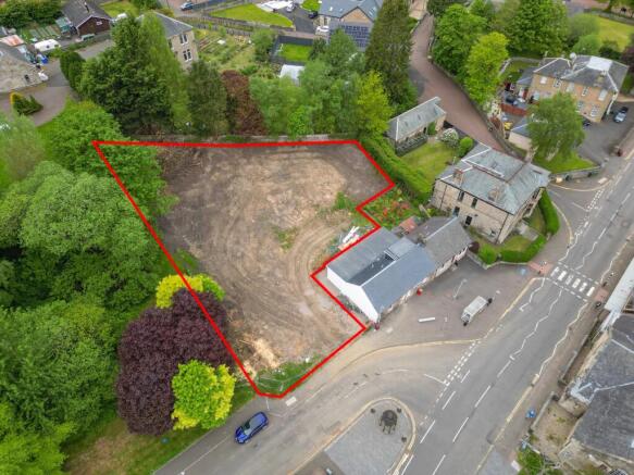 Studio, in New Trows Road, £179,995
