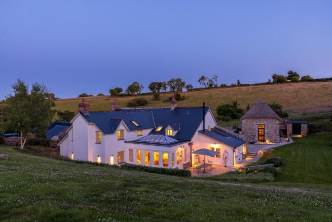 6 bed property, in Hennock, £4,400,000