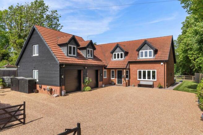4 bed property, in Cambridge Road, £1,100,000