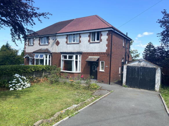 3 bed property, in 1 Ashgrove, £270,000