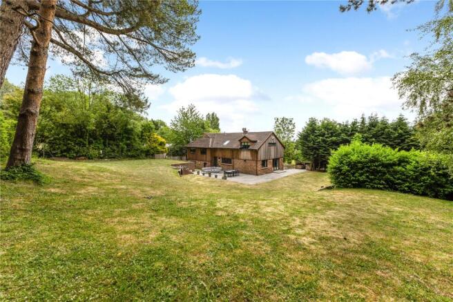 4 bed property, in North Park Lane, £1,000,000