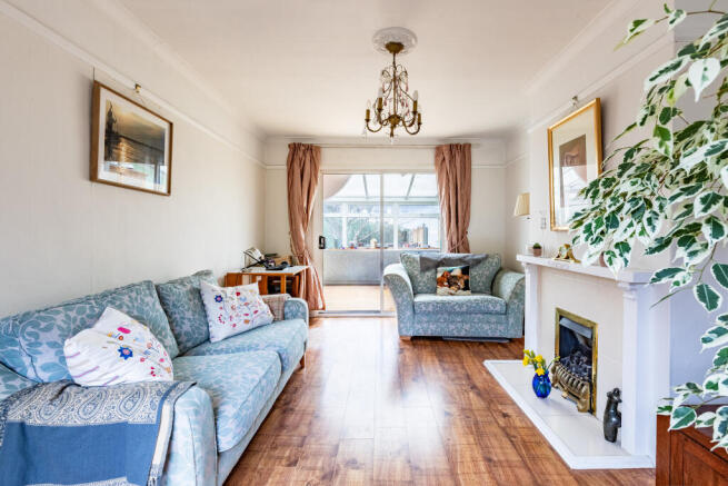 3 bed property, in Bristol BS16, £385,000