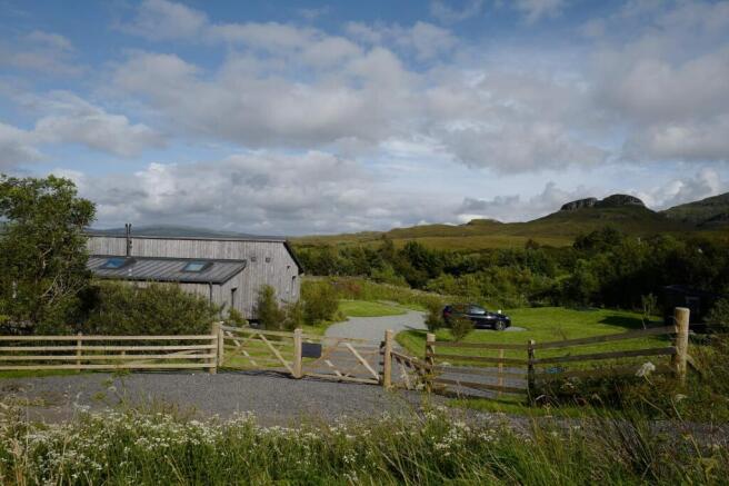 2 bed property, in Sailors Cabin, £395,000