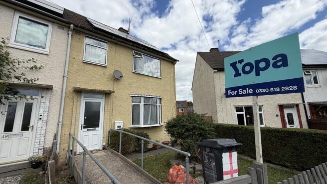 2 bed property, in Bateman Road, £255,000