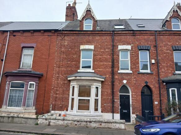 3 bed property, in 5 Windsor Street, £55,000