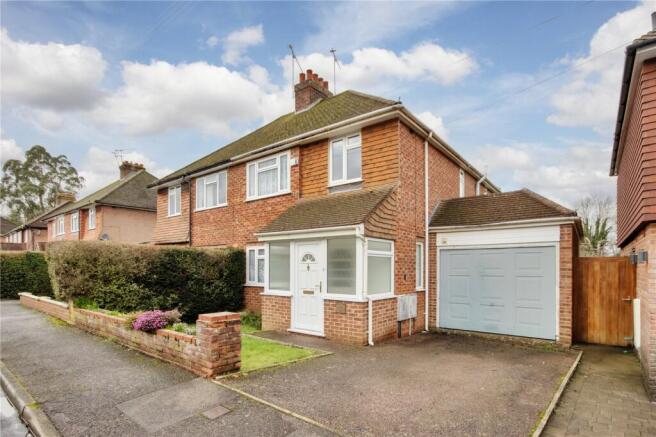 3 bed property, in Bosville Drive, £675,000
