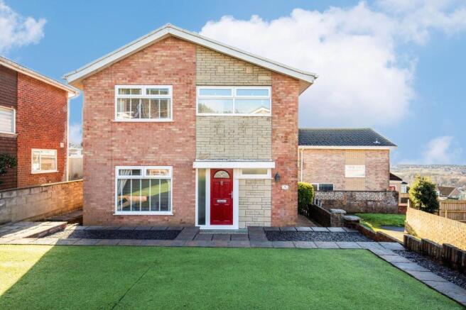 3 bed property, in Maes Ty Canol, £270,000