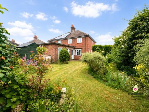 3 bed property, in St. Marys Road, £260,000
