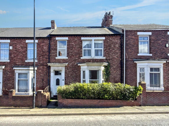3 bed property, in Gordon Terrace, £80,000